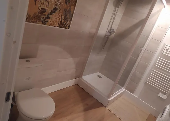 Indépendante Avec Sdb Privative *